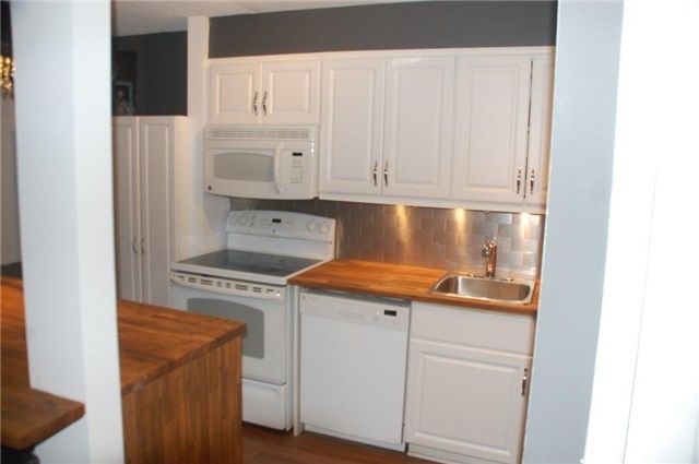 120 - 2001 Bonnymede Dr, Mississauga, L5J4H8 | Image 2