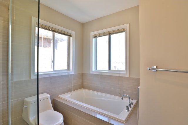 4777 Glasshill Grve, Mississauga, L5M7R6 | Image 3