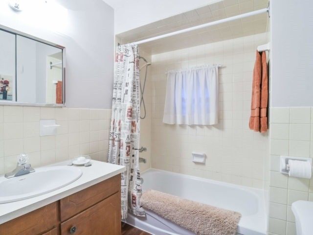 22 Criscoe St, Toronto, M6N3Y9 | Image 2