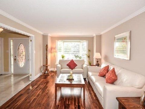 1201 Creekside Dr, Oakville, L6H4Y8 | Image 2