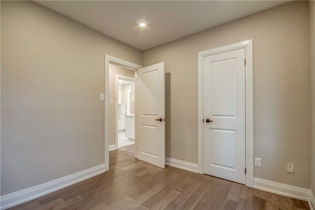 577 Trudale Crt, Oakville, L6L3Y1 | Image 2