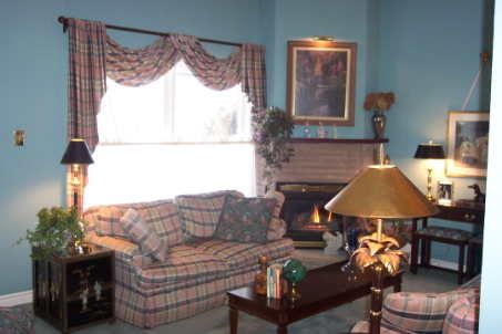 11 - 1051 Cedarglen Gate, Mississauga, L5C3A7 | Image 2