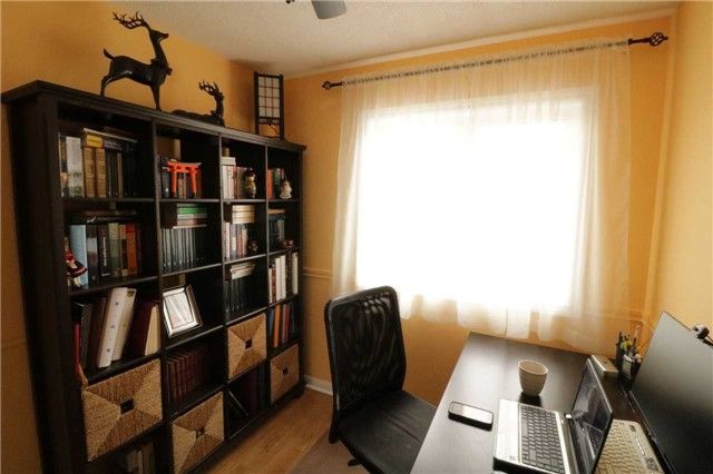 1386 Quest Circ, Mississauga, L5N 8B5 | Image 3