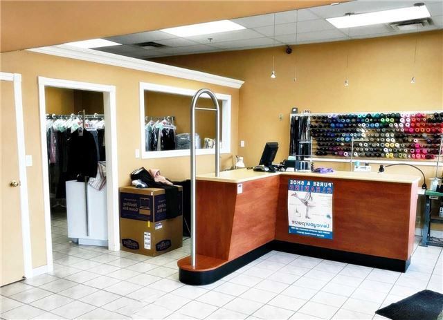 6 - 3045 Clayhill Rd, Mississauga, L5B4L2 | Image 3