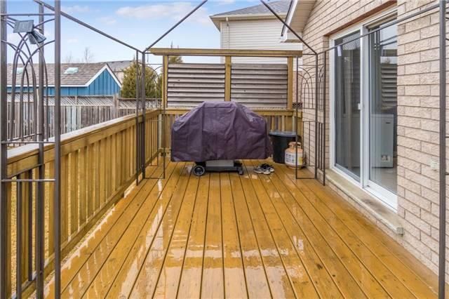 71 Beardmore Cres, Halton Hills, L7J2Z1 | Image 3