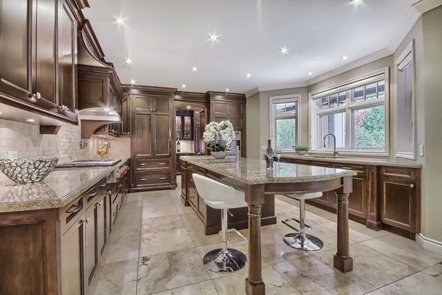 94 Byron St, Oakville, L6J 7P9 | Image 2