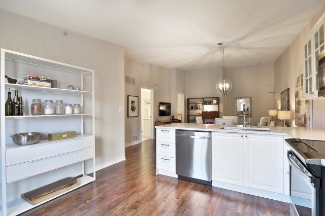 407 - 4013 Kilmer Dr, Burlington, L7M4M3 | Image 2