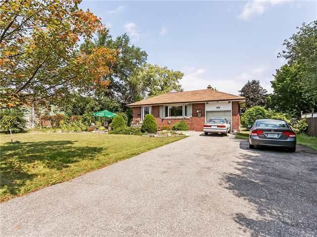 1653 Glenburnie Rd, Mississauga, L5G3E4 | Image 2