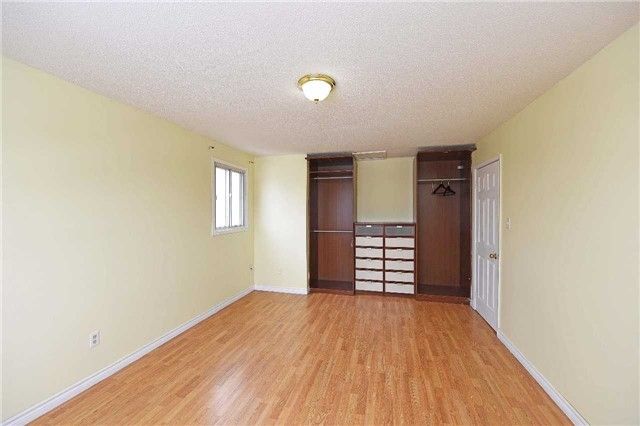 433 Hansen Rd N, Brampton, L6V3P6 | Image 3