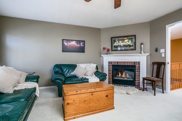 40 Chester St, Oakville, L6H6G8 | Image 2