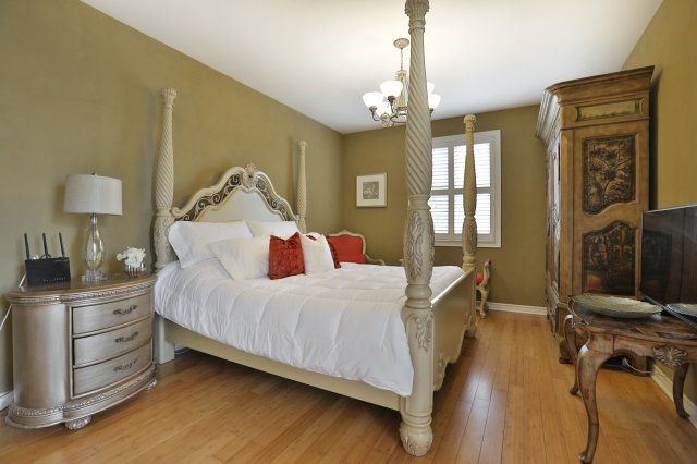 2363 Parkglen Ave, Oakville, L6M4Y4 | Image 2