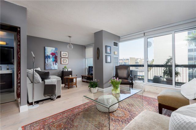 308C - 2 Valhalla Inn Rd, Toronto, M9B6C3 | Image 3