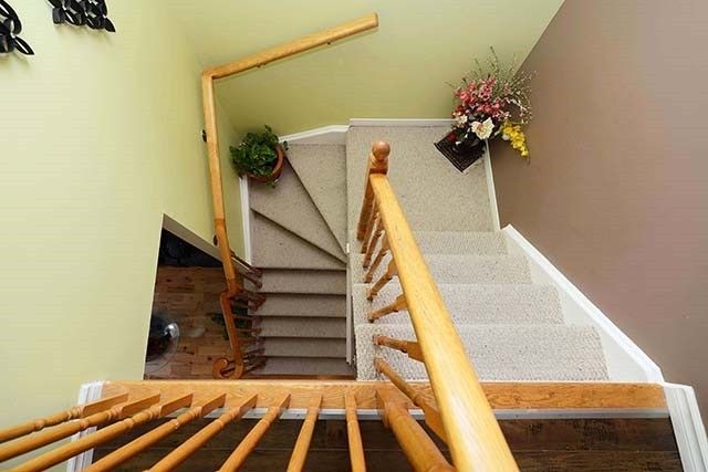 15 Tanglemere Cres, Brampton, L7A1R7 | Image 3