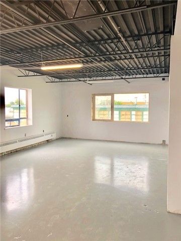 105 Brockhouse Rd, Toronto, M8W 2W9 | Image 3