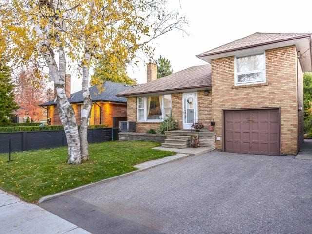 47 Claymore Dr, Toronto, M8Z2S3 | Image 2