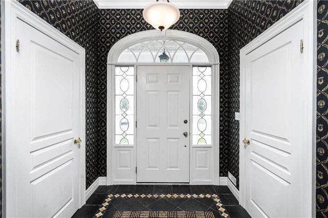 10 Costner Pl, Caledon, L7E0C7 | Image 2