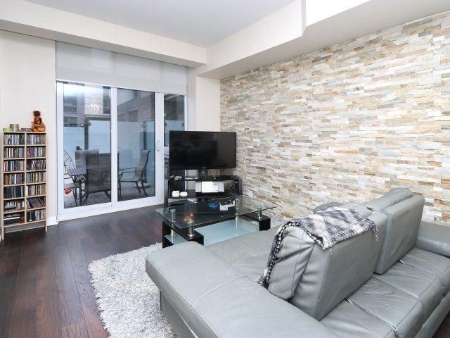 15 - 15 Valhalla Inn Rd, Toronto, M9B1S9 | Image 3