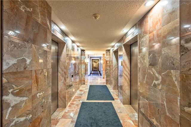 1101 - 100 County Court Blvd, Brampton, L6V 3X1 | Image 3