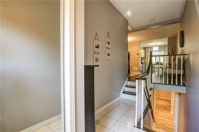 2 - 1591 South Parade Crt, Mississauga, L5M6G1 | Image 2