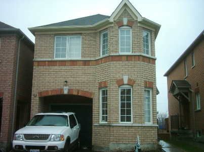 Detached House sold at 95 Touchstone Drive, Toronto, Brookhaven-Amesbury, M6M5K8 - MLS: W414628