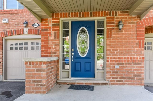 766 Challinor Terr, Milton, L9T7V5 | Image 2