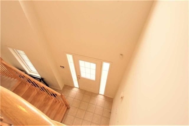 158 Lavery Hts, Milton, L9T0V4 | Image 3