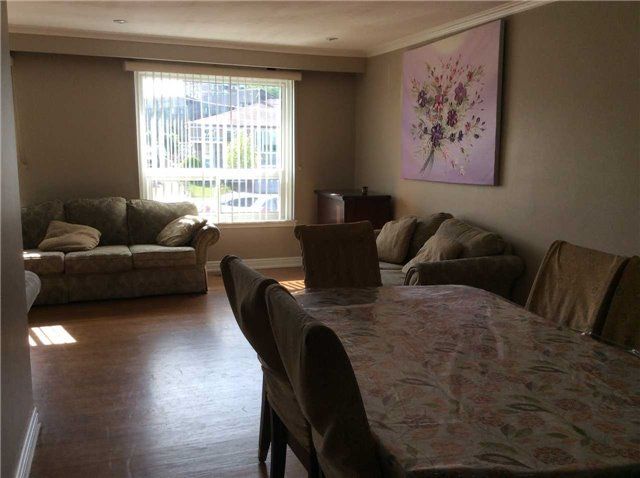 54 Laskay Cres, Toronto, M3N1P3 | Image 3