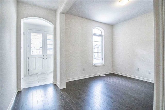 31 Gillis Rd, Brampton, L7A 4V6 | Image 3