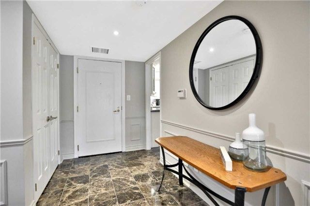 201 - 100 Lakeshore Rd E, Oakville, L6J6M9 | Image 2