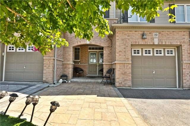 19 - 2019 Trawden Way, Oakville, L6M0M3 | Image 2