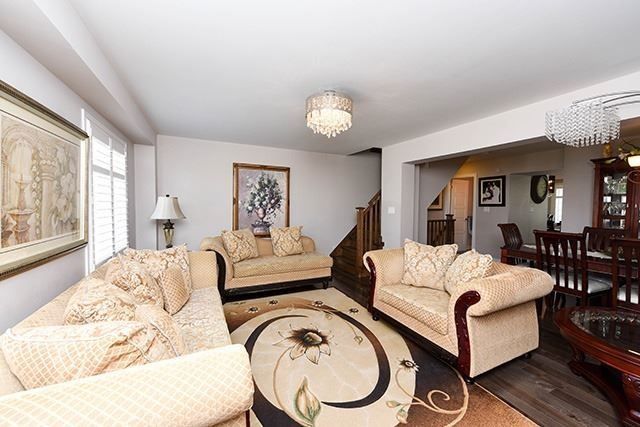 40 Donomore Dr, Brampton, L7A0S7 | Image 2