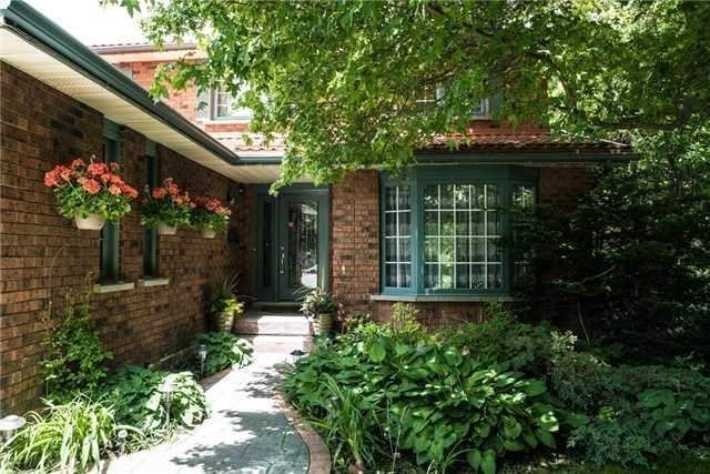2023 Jacamar Crt, Mississauga, L5L3P7 | Image 2