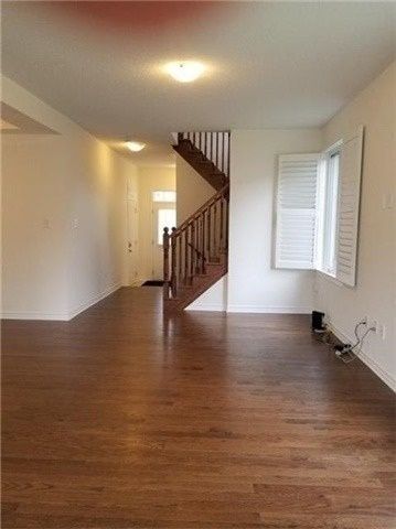 1391 Whitney Terr, Milton, L9E0B8 | Image 3