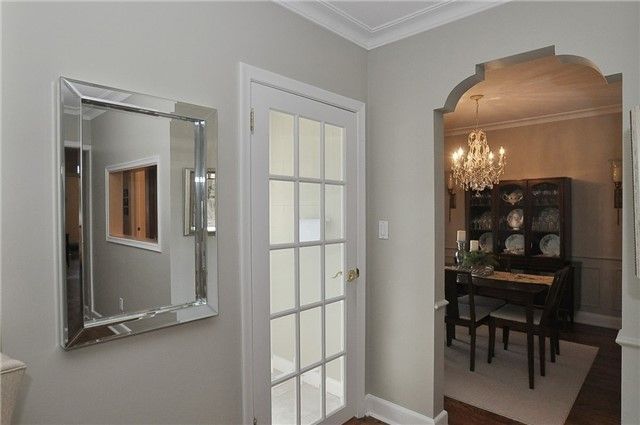 24 Billingham Rd, Toronto, M9B 3X1 | Image 2