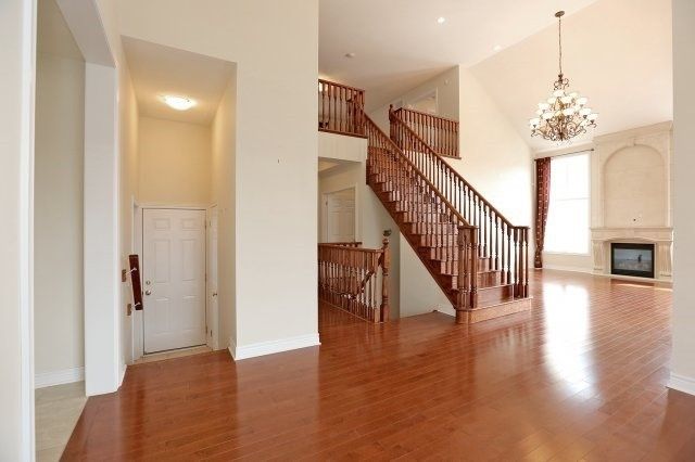 3409 Liptay Ave, Oakville, L6M0M8 | Image 3