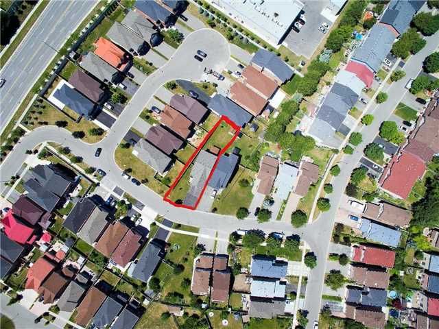 415 Hillbury Dr, Mississauga, L5R0B2 | Image 3