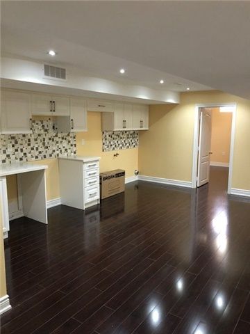 5077 Dubonet Dr, Mississauga, L5M7X5 | Image 2