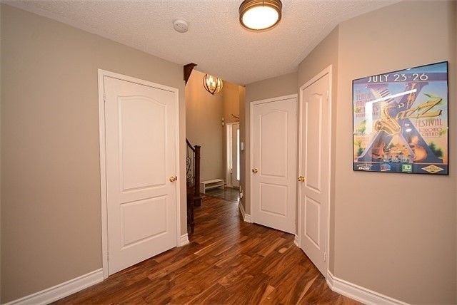 82 Belmont Blvd, Halton Hills, L7G6E7 | Image 3