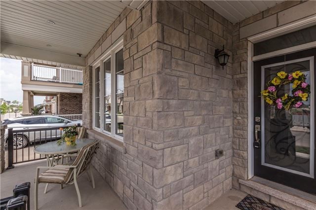 274 Hinton Terr, Milton, L9E-1C8 | Image 2