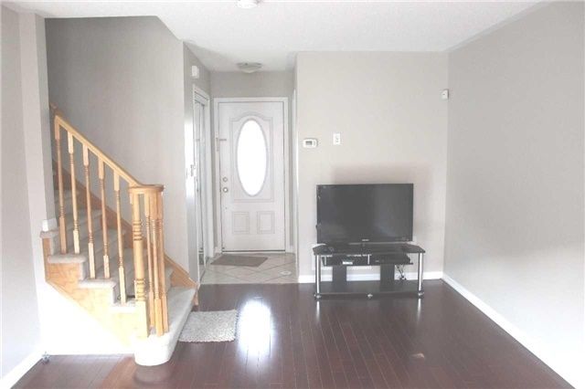 344 Prosser Circ, Milton, L9T0P5 | Image 2