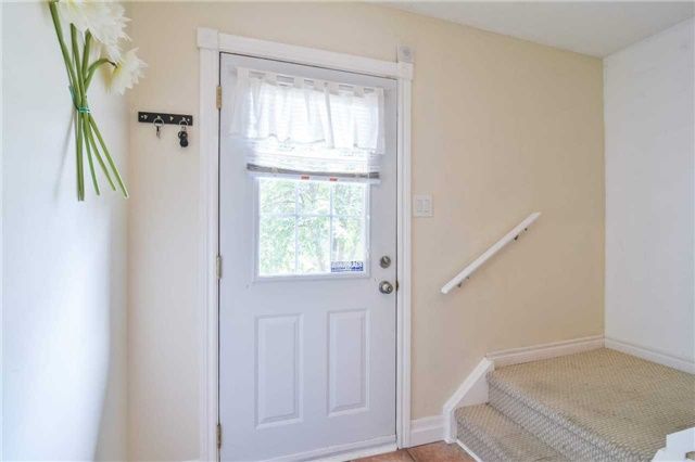 83 - 45 Hansen Rd N, Brampton, L6V3C5 | Image 2