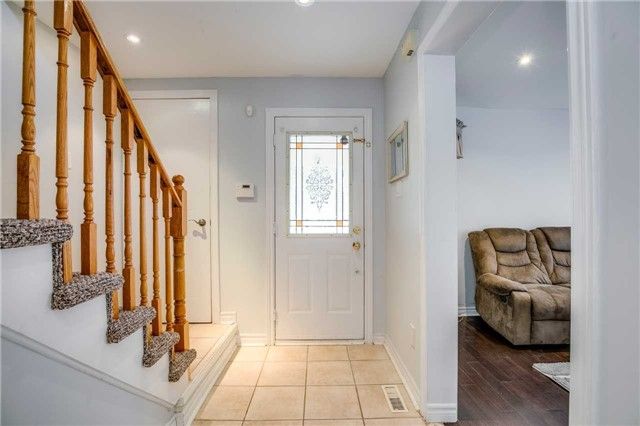82 Ready Crt, Brampton, L6Y4T4 | Image 2