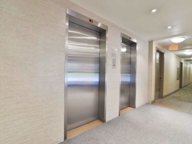 1109 - 3120 Kirwin Ave, Mississauga, L5A3R2 | Image 3