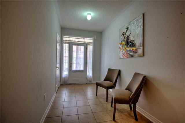 8 Munch Pl, Milton, L9T8K6 | Image 2