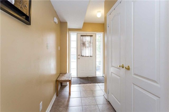 12 Gatlin St, Brampton, L6Y0R6 | Image 2