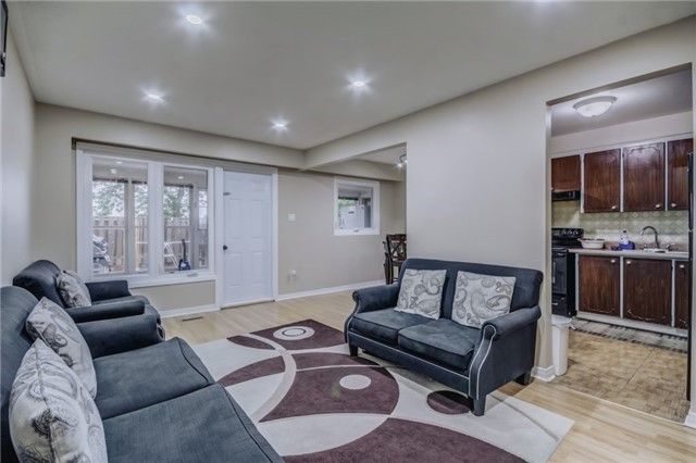 12 - 7450 Darcel Ave, Mississauga, L4T2X7 | Image 3