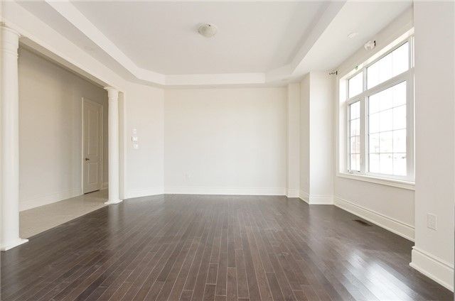 425 Threshing Mill Blvd, Oakville, L6H0T4 | Image 3