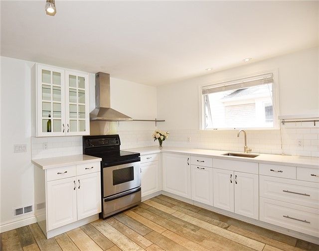 467 Anthony Dr, Oakville, L6J 2K6 | Image 3