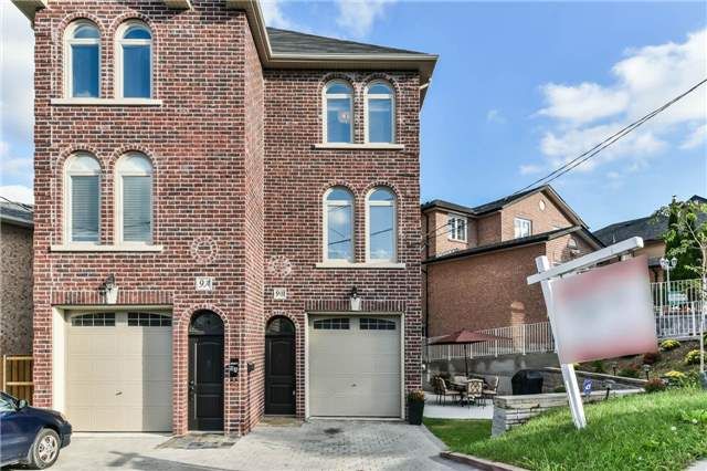 9B Harlton Cres, Toronto, M6M1L2 | Image 2