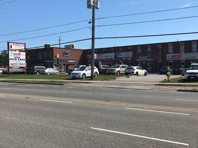 Industrial sold at 5235 Steeles Avenue, Toronto, Ontario, M9L2W2 - Humber Summit - MLS: W4250046